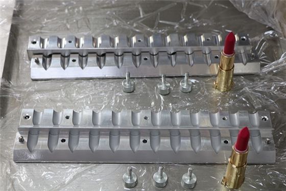 Linha de produção de batom batom bálsamo de silicone máquina de liberação de mofo desmoulding fácil de operar
