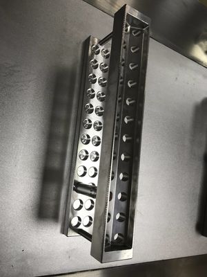 24 furos Moldura de batom personalizada em forma de V Diy Moldura de batom liga de alumínio