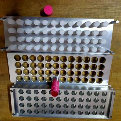 48 buracos Molde de batom personalizado Enchimento a quente 1-2 moldes por minuto