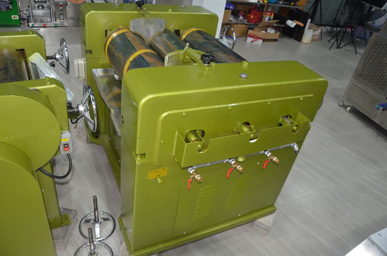 Máquina de moagem de batom Laboratório S200 Máquina de moagem de três rolos
