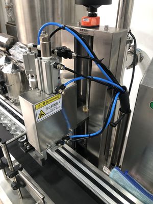 Máquina de enchimento automática de servo de cabeça única engrenagem bomba 6000 garrafas por hora