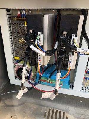 Máquina de enchimento de base de maquiagem de cabeça dupla Máquinas de enchimento automatizadas ISO