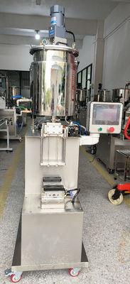 Máquina de enchimento automática de brilho labial de 220V 2,3kw Máquina de enchimento quantitativa de brilho labial de duas cabeças