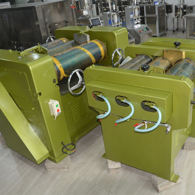 Máquina de preenchimento de maquiagem base totalmente automática Laboratório S200 Máquina de moagem de três rolos
