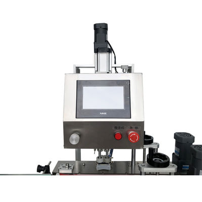 Servo Automático Máquina de fecho de garrafas de plástico de alta velocidade Máquina de fecho de servo totalmente automática 20-50 Pcs / Min