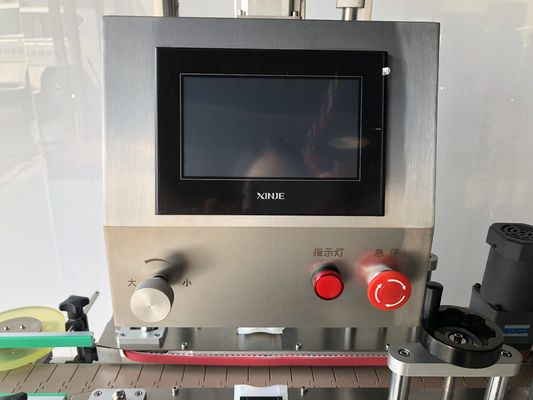 Muitos tipos de garrafas Servo máquina de tampa de garrafa automática 20-50 Pcs / Min