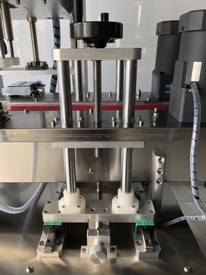 Muitos tipos de garrafas Servo máquina de tampa de garrafa automática 20-50 Pcs / Min